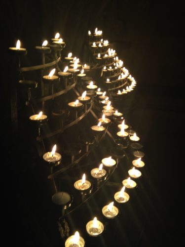 Candles at St Giles Cathedral edinburgh on la Féill Bríd / Imbolc